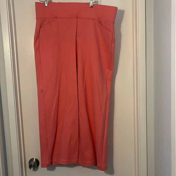 torrid Pants - Studio by Torrid pull on pocket pixie wide leg pants.